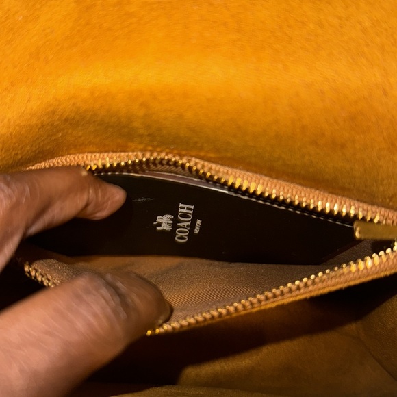 Coach Restored Coachtopia Parker Top Handle Bag With Quilting GUC - Picture 13 of 14